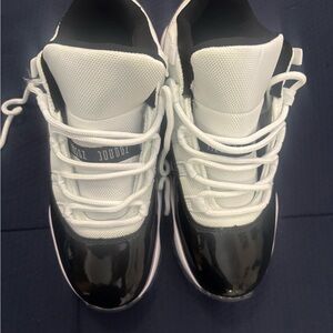 Jordan Athletic Shoes Black White